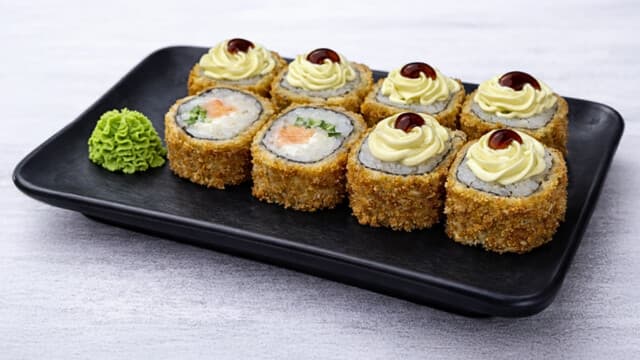 Fried salmon roll